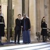 Intelligence artificielle : les Émirats arabes unis investiront entre 30 et 50 milliards d’euros pour construire un datacenter géant en France